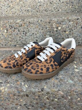 LIKE NEW Size 7.5 Franco Sarto Leopard Print Leather Sneakers with Black Accents
